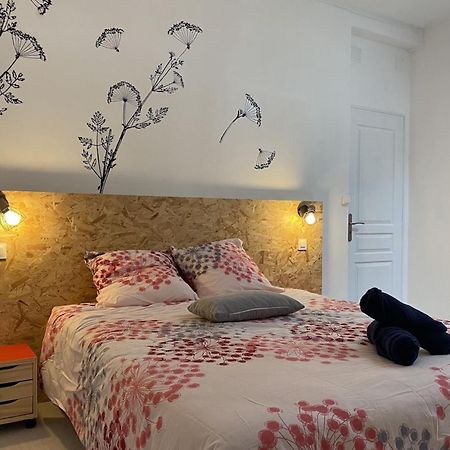 La Maison D'Angelique - Colocation Hoteliere A 150M Gare Tgv- Grande Cuisine Equipee & Salon - Fibre - Netflix Ниор Екстериор снимка
