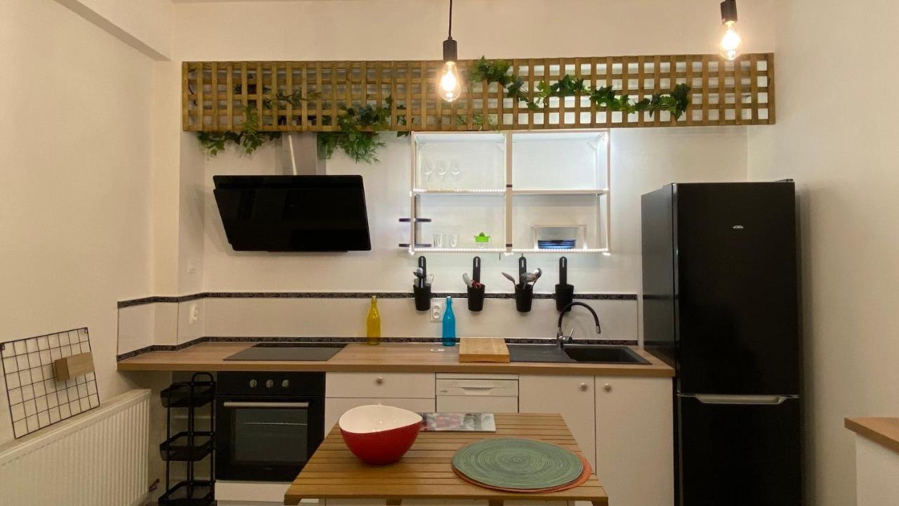 La Maison D'Angelique - Colocation Hoteliere A 150M Gare Tgv- Grande Cuisine Equipee & Salon - Fibre - Netflix Ниор Екстериор снимка