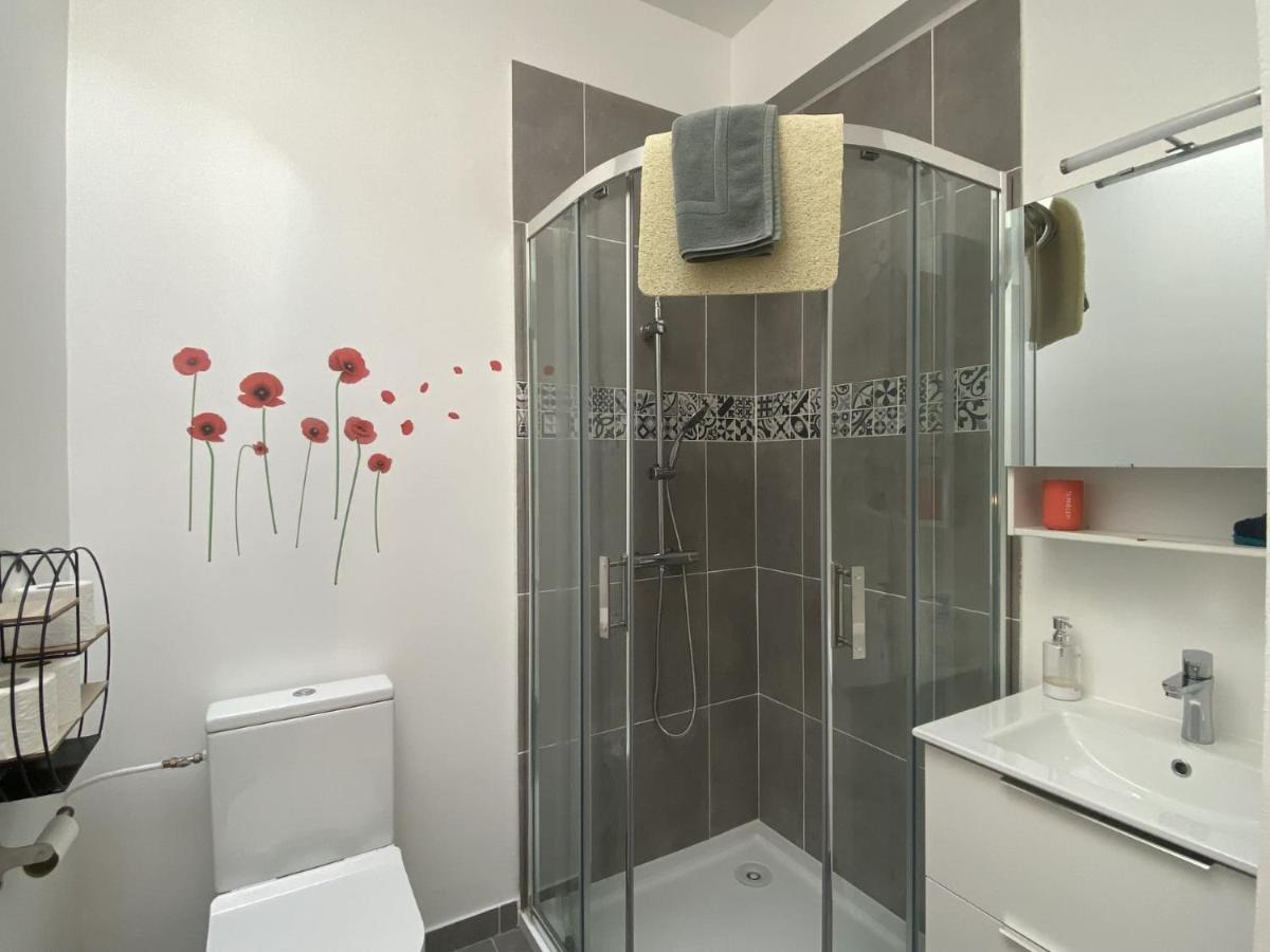 La Maison D'Angelique - Colocation Hoteliere A 150M Gare Tgv- Grande Cuisine Equipee & Salon - Fibre - Netflix Ниор Екстериор снимка